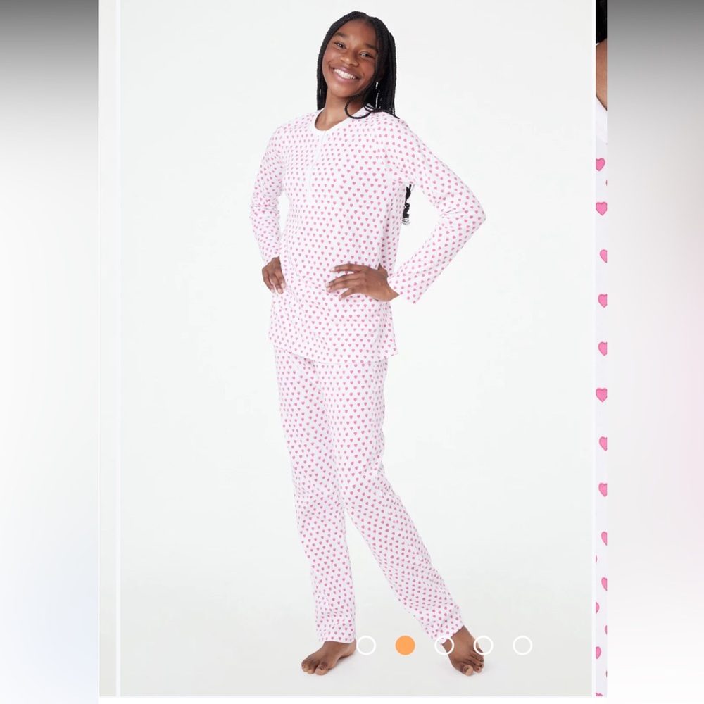 Roller rabbit heart pajamas